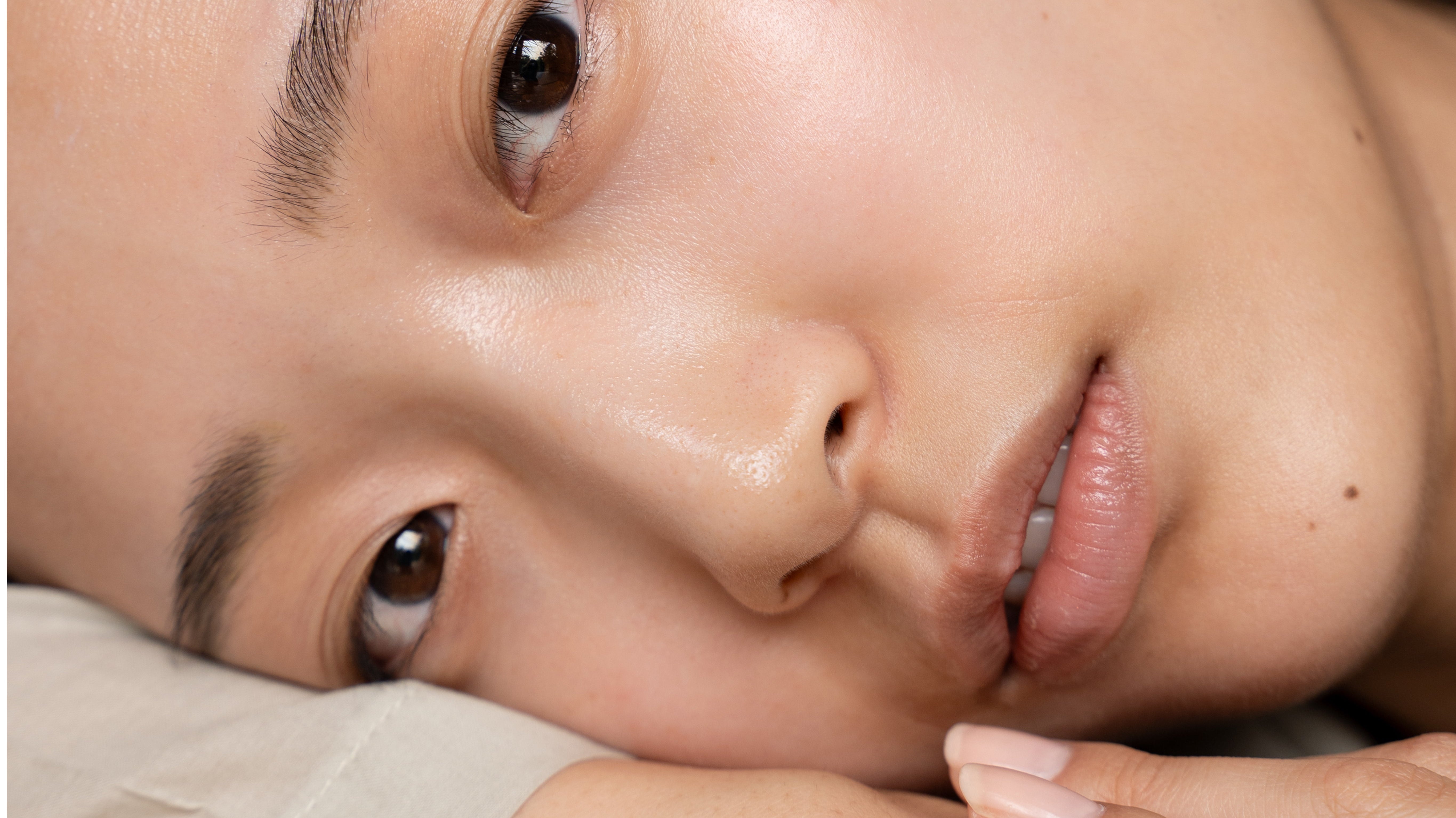 MOSAIK Headlines - Trending Skin Topics