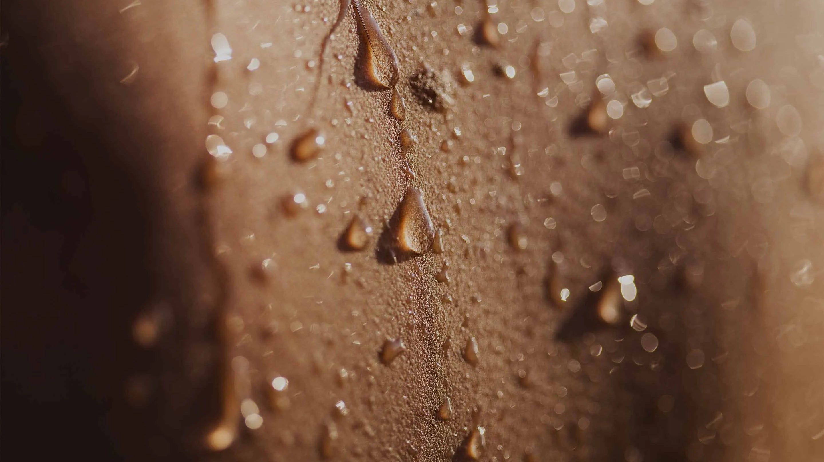 水に隠された秘密:肌にとって一番良いものとは。