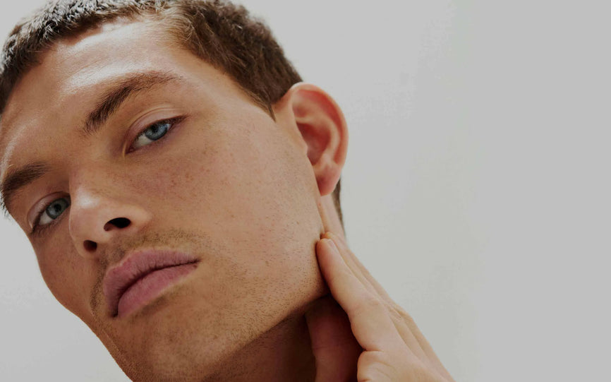 Un guide des soins de la peau pour hommes : 5 des problèmes de peau les plus courants et comment les résoudre
